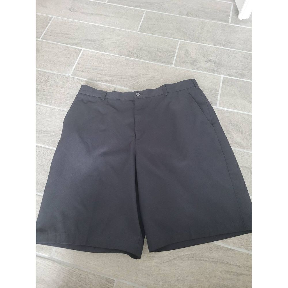 Men's Nike Golf Shorts Black Size 38‎